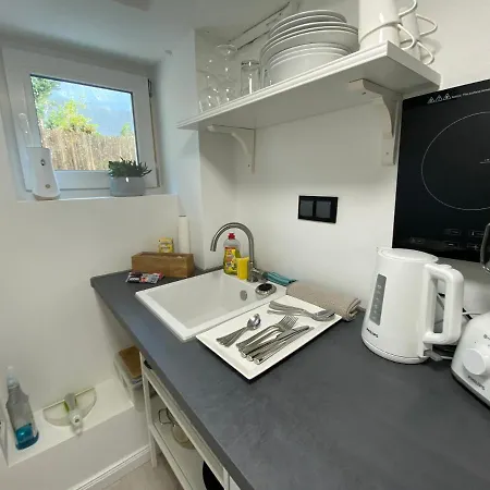 Apartment 2 Mit Gemutlichen Kingsizebett Und 58'tv Hannover