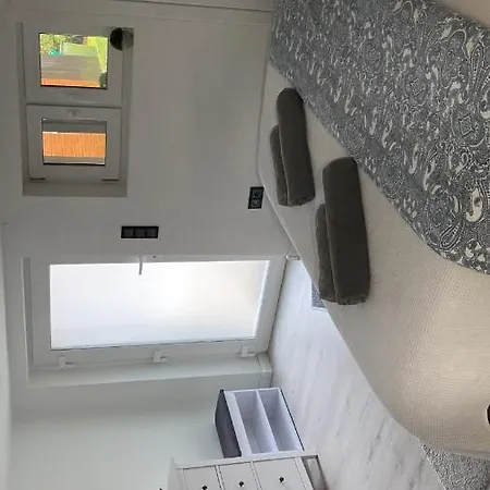 Apartment 2 Mit Gemutlichen Kingsizebett Und 58'tv